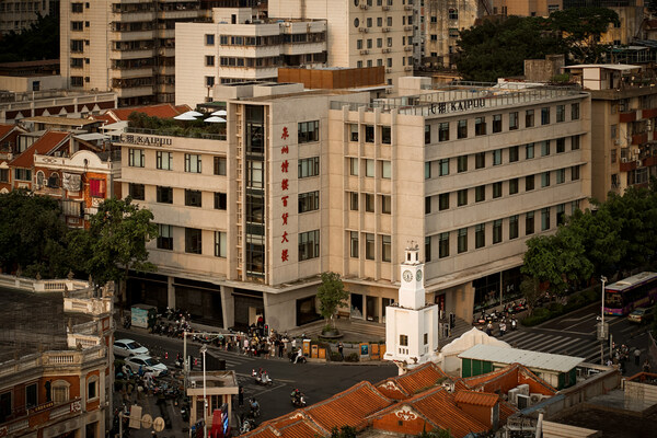 揭序钟楼百货，七栩钟楼酒店在泉州迎客