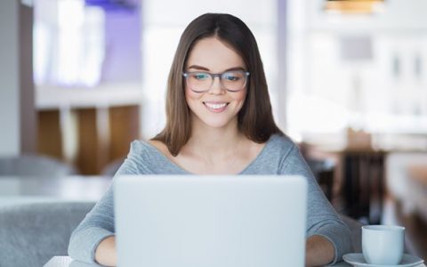 Empower Your Customers: Master Self-Service with Structured Content and AI
