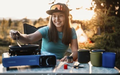 How Outdoor Equipment Stores Can Give Great Customer Service