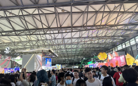 二次元红海的一角：“想做游戏”的人