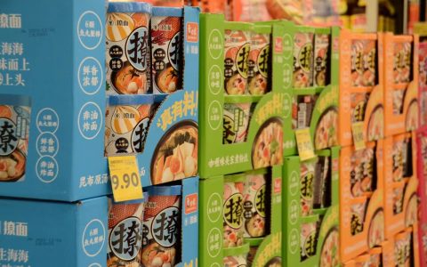 转型中的沃尔玛中国，将门店变成了这样