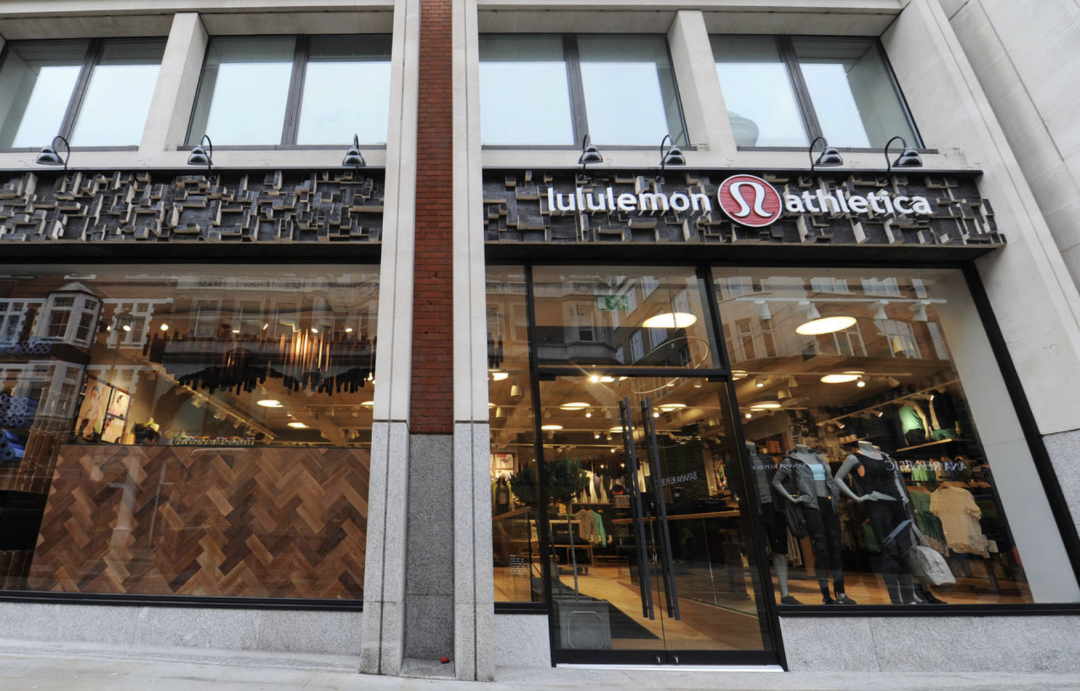 没有Lululemon的时代，只有时代的Lululemon｜巨潮