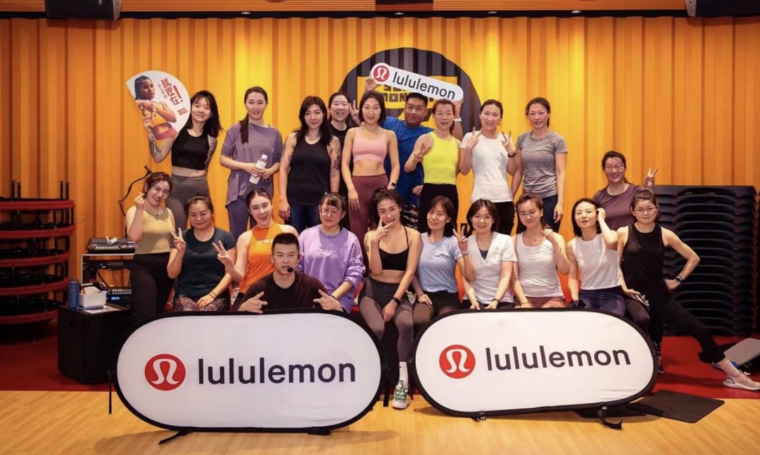 没有Lululemon的时代，只有时代的Lululemon｜巨潮