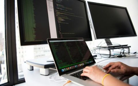 Why Outsourcing Quality Assurance and Adopting DevOps is a Smart Move: 6 Compelling Reasons