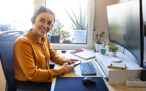 Hybrid Working: The Key to a Happier Customer Experience