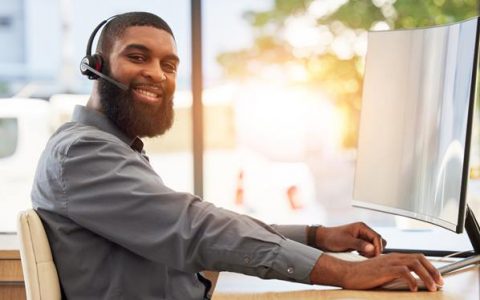 How an IT Help Desk Can Increase Internal Customer Loyalty