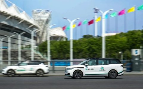 李彦宏的出行版图：路途坎坷、“钱景”渺茫