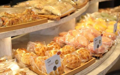 奈雪的茶该着急了