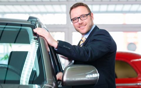 How to Provide Exceptional Automotive Customer Service