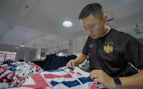 巴黎奥运会现场，阿里国际站上的“中国商人”们夺金